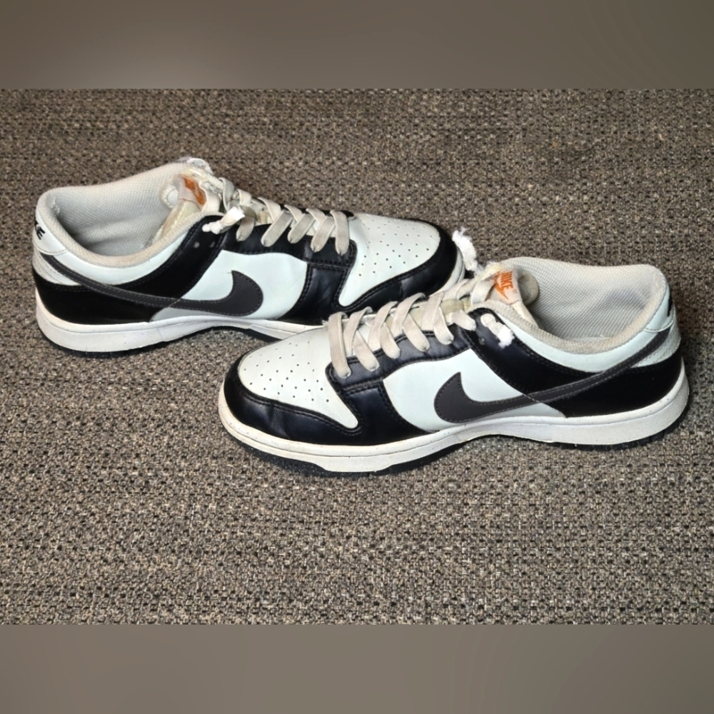 Kids‎ Nike Dunk Low Next Nature Black Bright Mandarin Shoes, Size 6Y
